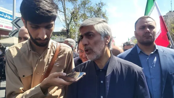 کیومرث هاشمی، وزیر ورزش و جوانان