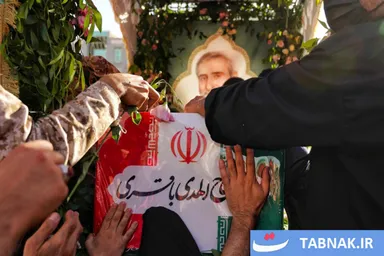 عکس: تشییع پیکر شهید «مصباح‌الهدی باقری» داماد رهبر انقلاب