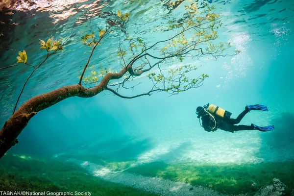 (&copy; Marc Henauer/National Geographic Traveler Photo Contest)