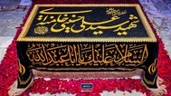 عکس: مزار نورانی «آقای شهید ایران» در چهلم تدفین ایشان