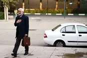 ادعای جنجالی جلیلی درباره کافه‌ها