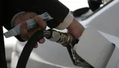 اکتان‌فروشی؛ پول‌سازی در جایگاه‌های سوخت از نگرانی عمومی!