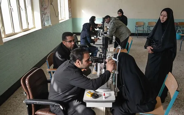 حضور پزشکان در مناطق محروم خوزستان./ISNA
