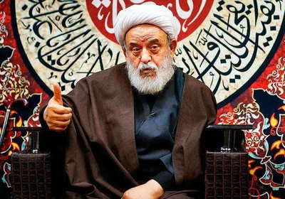 شیخ حسین انصاریان: نشستن پناهیان بر منبر پیغمبر حرام است