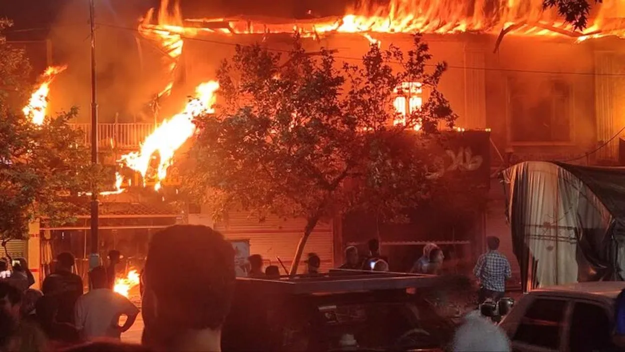 وقوع آتش‌سوزی گسترده در گرگان