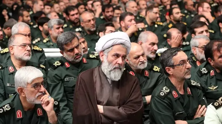 حسین طائب کیست؟  نامی که دیگر در سایه نیست