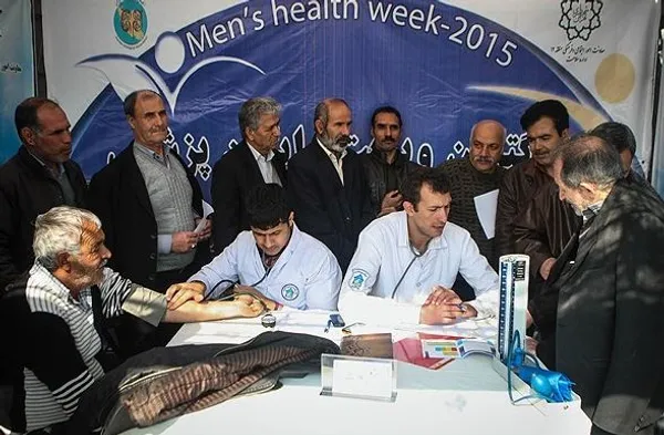 بزرگترین طرح ویزیت رایگان پزشکی صبح پنج شنبه در محله هرندی برگزار شد./FNA
