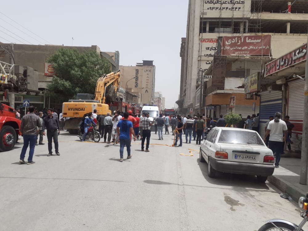 تابناک.