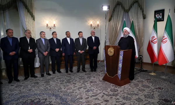 رئیس جمهور روحانی  لحظاتی پس از سخنرانی ترامپ و موگرینی در حضور شماری از اعضای کابینه از جمله وزیر امورخارجه تاکید کرد که برجام از ۱+۵، یک را از دست داده است و که تا زمانی که برجام منافعی برای ایران داشته باشد، ایران با پنج کشور حاضر در این توافق در قالب برجام ادامه خواهد داد.