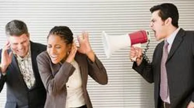 چگونه با عوضی‌ها برخورد کنیم؟