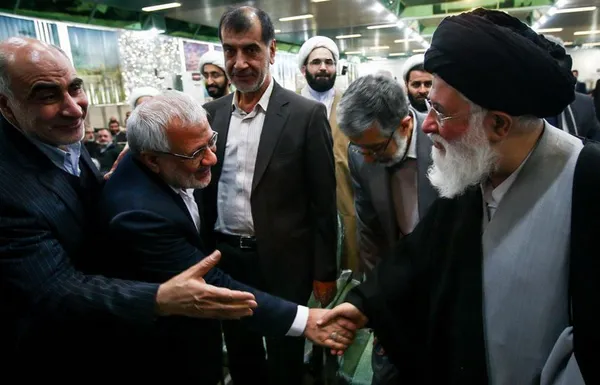 پنجمین همایش همگرایی اصولگرایان صبح امروز پنجشنبه با حضور آیت الله علم الهدی و سایر اصولگرایان از جمله حداد عادل، مطهری و اعضای سابق کابینه دولت محمود احمدی نژاد برگزار شد. /MNA
