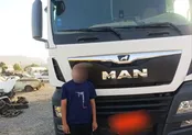 کامیون با راننده ۸ ساله در اصفهان توقیف شد