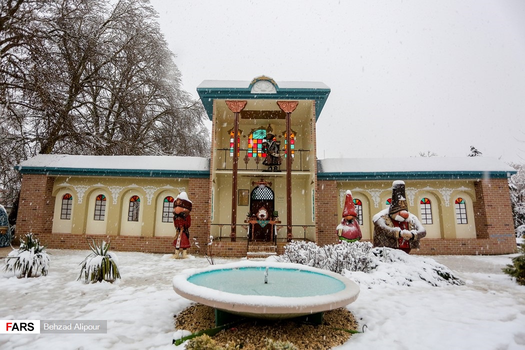 ۵