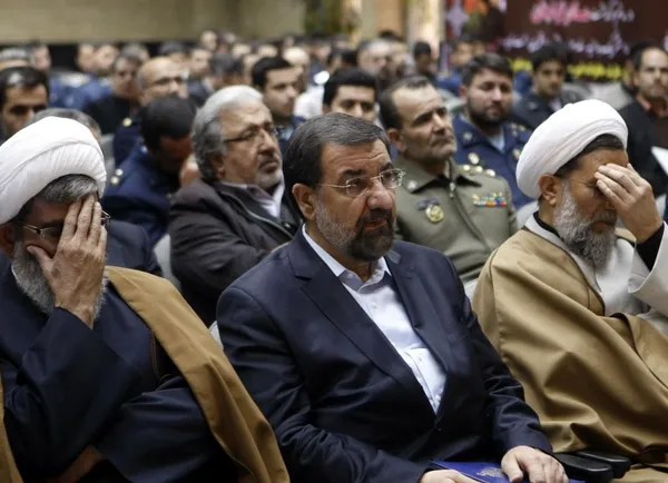 محسن رضایی در مراسم هفتمین روز درگذشت حاجیه خانم &laquo;فاطمه خوئینی&raquo; مادر شهید عباس بابایی بعد از ظهر دوشنبه در مسجد نور تهران /IRNA
