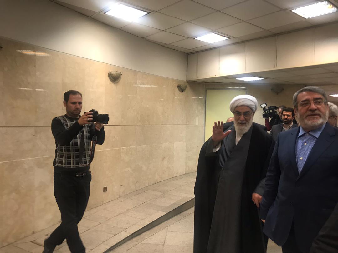 بازدید محمدی گلپایگانی از ستاد انتخابات کشور