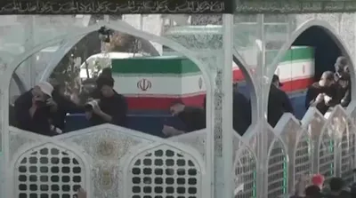تصاویر خودروی حامل پیکر رهبر انقلاب در تشییع