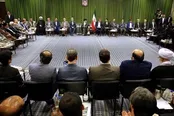 نگاه رهبری به رسالت شعر متمایز بود/حسرتی که بر دل شاعر ماند