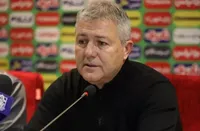 پنهان‌سازی خودخواسته دراگان اسکوچیچ؛ غیبت در ۴ نشست خبری با دلایلی چون سرماخوردگی و تزریق سِرم!