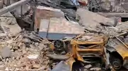 شش ویدیو تکان دهنده یک خانواده‌ از خانه‌شان که بمباران شد