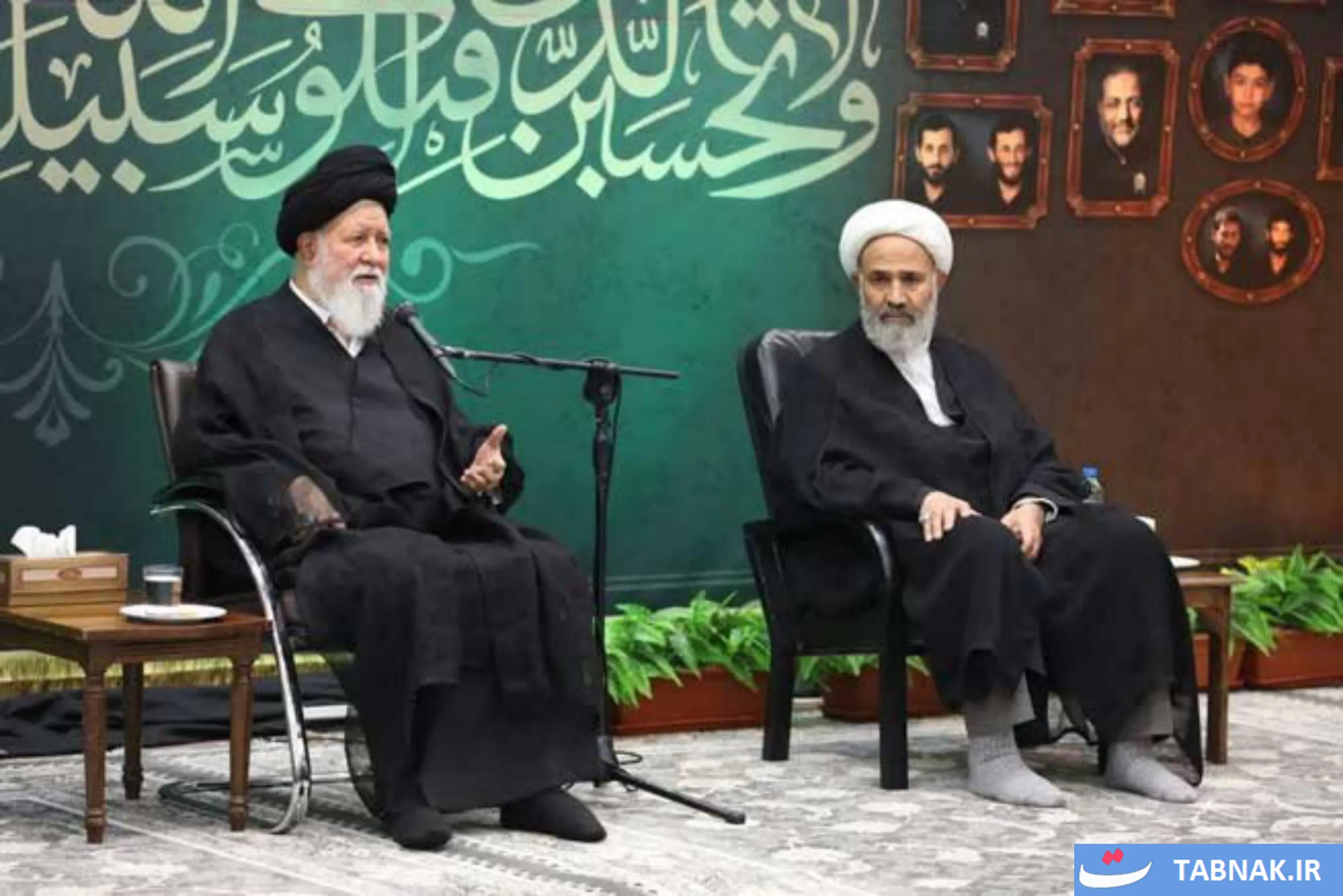 عکس: دیدار جمعی از نمایندگان مجلس با نماینده ولی فقیه در خراسان رضوی