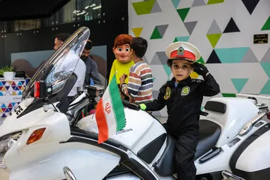 عکس: جشن بزرگ کودک و پلیس