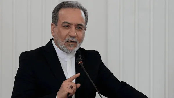 عراقچی: ژاپنی‌ها آمریکا را بابت جنایاتش پاسخگو کنند