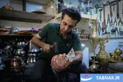 عکس: دواتگری اراک: سُرنای فلزی تاریخ در دستان هنرمندان کویری