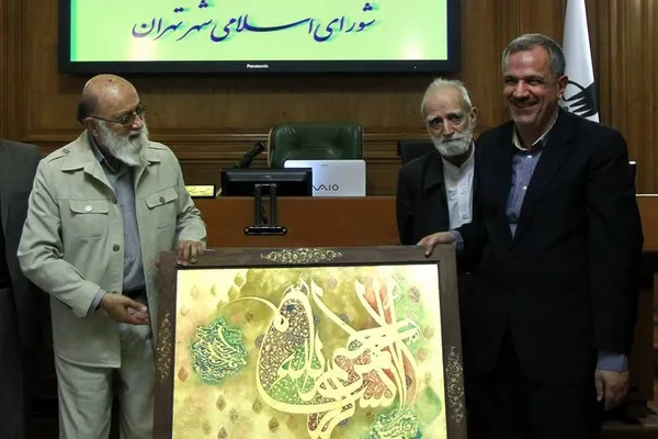 نخستین نشست شورای شهر تهران پس از انتخابات این شورا روز سه شنبه به ریاست مهدی چمران برگزار شد./IRNA
