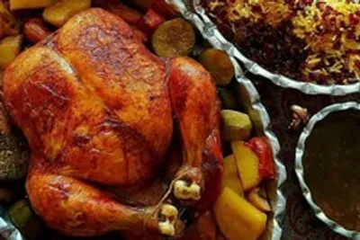 طرز تهیه مرغ شکم‌پر سنتی