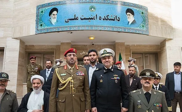 همایش مشترک اعضای دانشگاه دفاع ملی ایران و عمان./TASNIM
