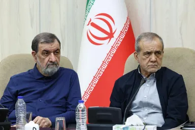 عکس: نشست رئیس جمهور با پیشکسوتان سازندگی دوران دفاع مقدس