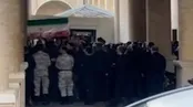 لحظات ورود پیکر رهبر شهید انقلاب به مصلای تهران