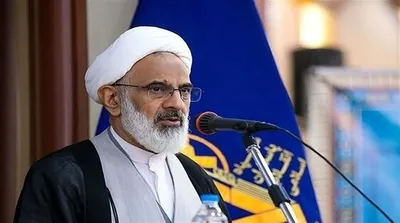 نماینده ولی فقیه:از خونخواهی رهبر شهید و آرمان‌ها کوتاه نمیاییم