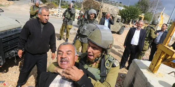 برخورد خشن پلیس رژیم اسرائیل با فلسطینی&zwnj;ها./EPA
